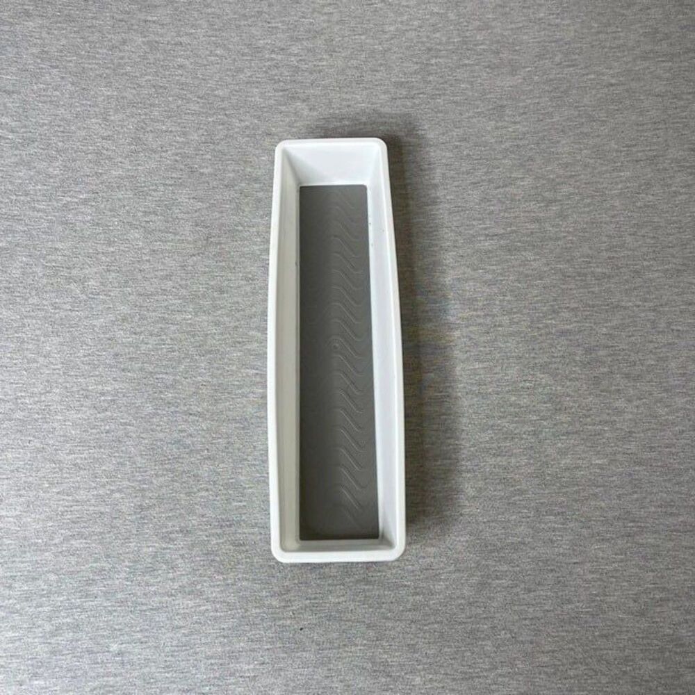 Rubbermaid Plastic Long Gripped Drawer Organizer